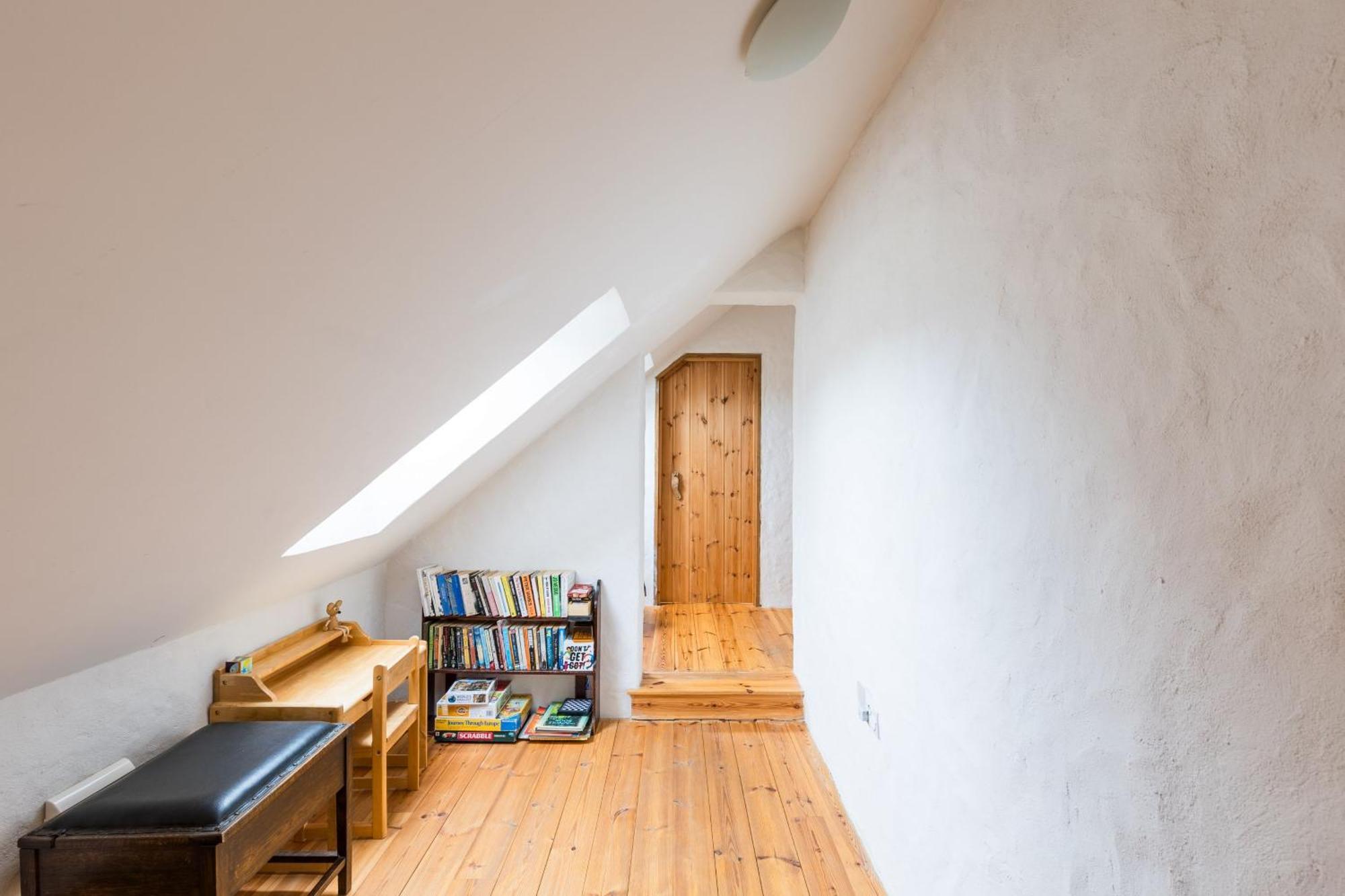 The Workshop- Eco Cottage By The Coastal Path Goodwick Exterior photo