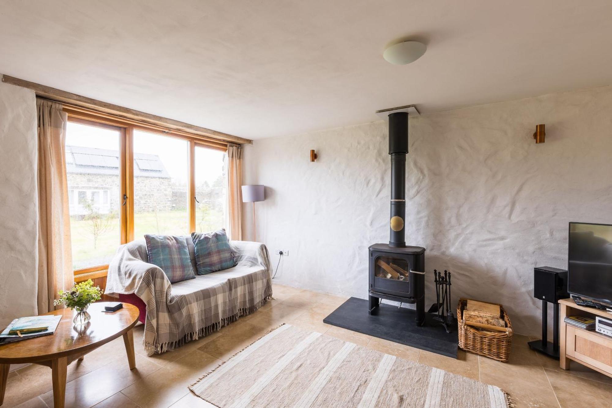 The Workshop- Eco Cottage By The Coastal Path Goodwick Exterior photo